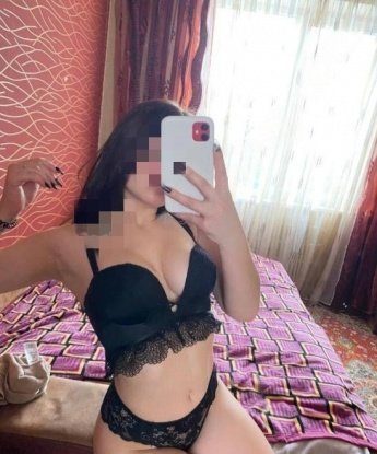 Возьми меня в свои руки, и я открою для тебя новую сторону наслаждения. Мои услуги включают классический секс, оральный секс, эротический массаж и многое другое. Отзывы о моих услугах говорят сами за себя - мой опыт и старание не оставят тебя равнодушным. Не могу дождаться нашей встречи в Москве, чтобы показать тебе все, что я умею. Посмотри мои фото, они говорят больше тысячи слов 😉 Доверь себя мне и забудь обо всем остальном - я здесь для тебя! 10062, 29 лет