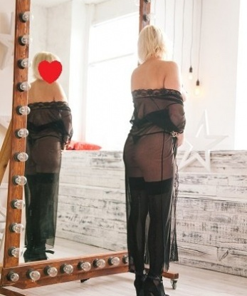 Молодая, игривая кошечка ждет тебя для жарких постелинок. Без лишних слов и обязательств. Могу быть нежной и страстной, а могу дикой и неистовой. Ты решишь! 9878, 39 лет